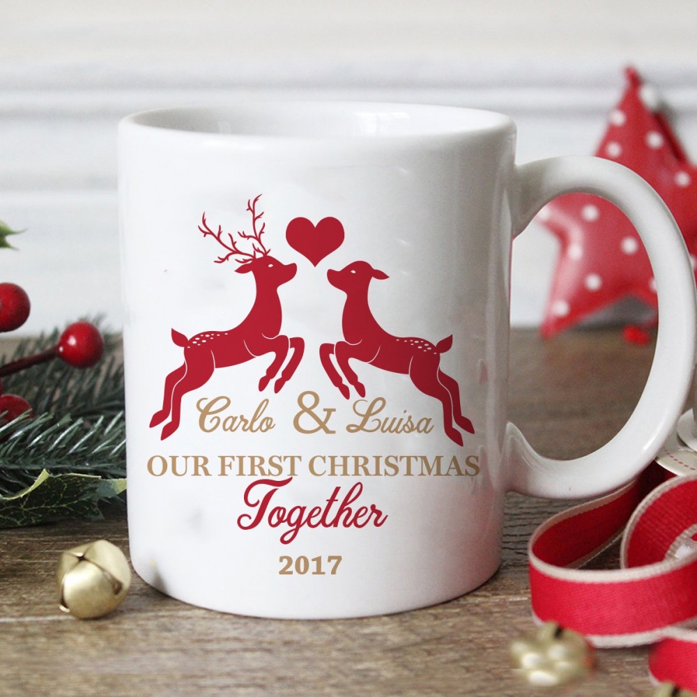 Coppia di Tazze Natalizie- Our First Christmas Together Coppia di Tazze Natalizie- Our First Christmas Together